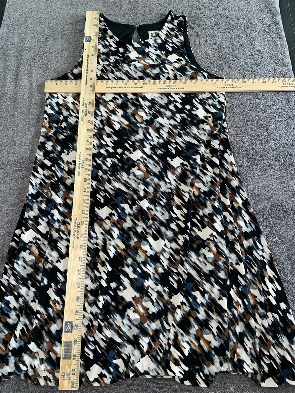 Anne Klein Black, Brown, Blue White Swing/Shift/Sleeveless Dress. Lined.  Size 8 - Picture 3 of 7